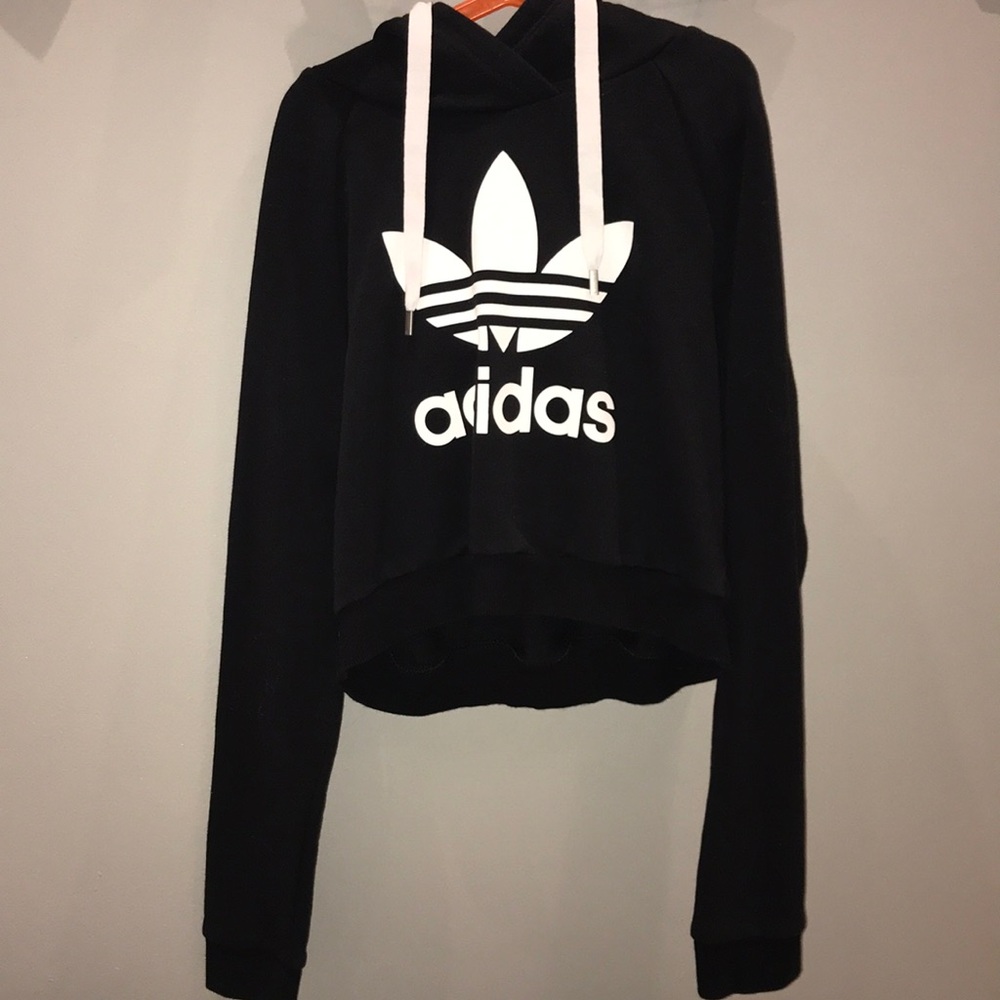 Cropped adidas sweatshirt